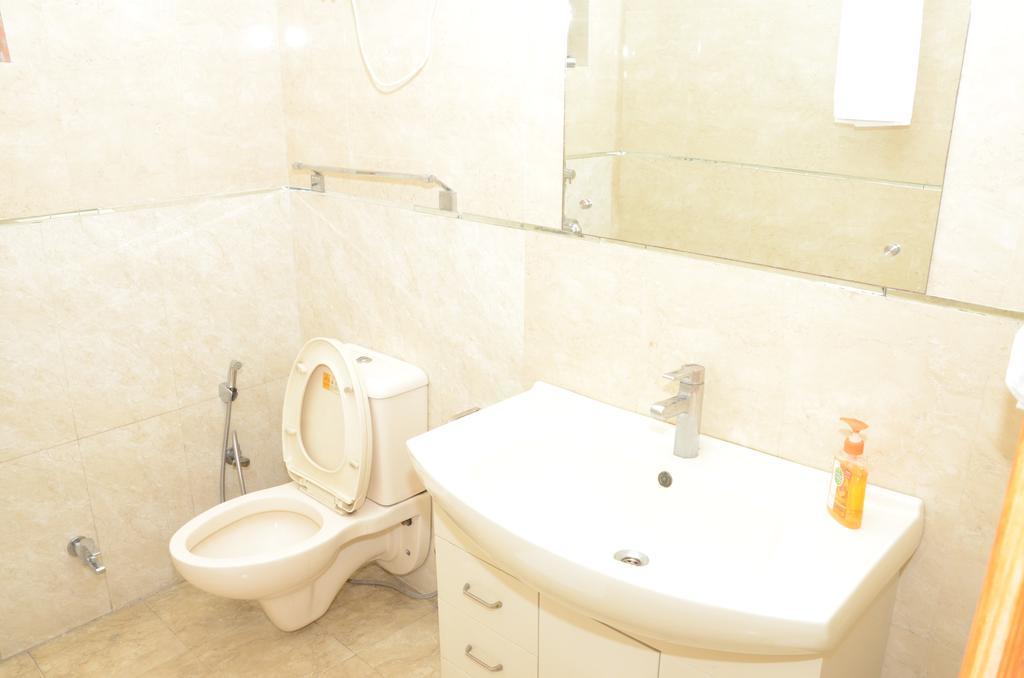 Namaste Apartments New Delhi Luaran gambar