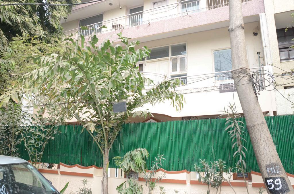 Namaste Apartments New Delhi Luaran gambar