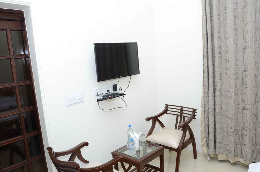 Namaste Apartments New Delhi Luaran gambar