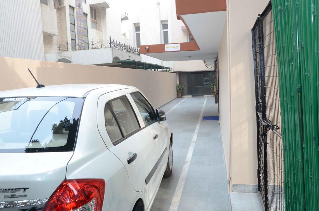 Namaste Apartments New Delhi Luaran gambar
