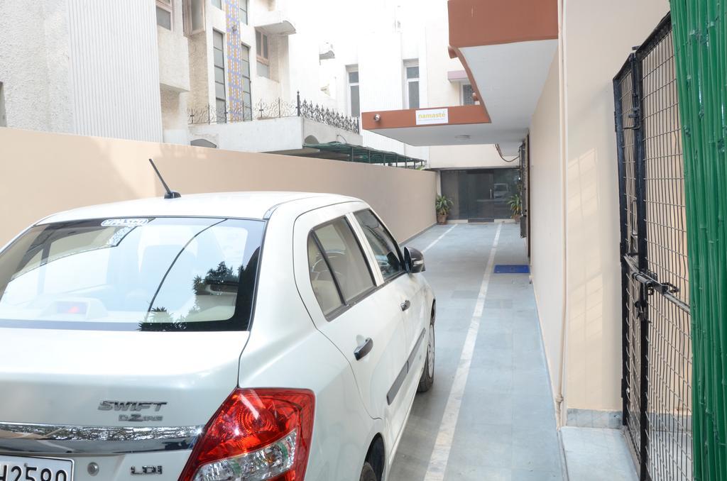 Namaste Apartments New Delhi Luaran gambar