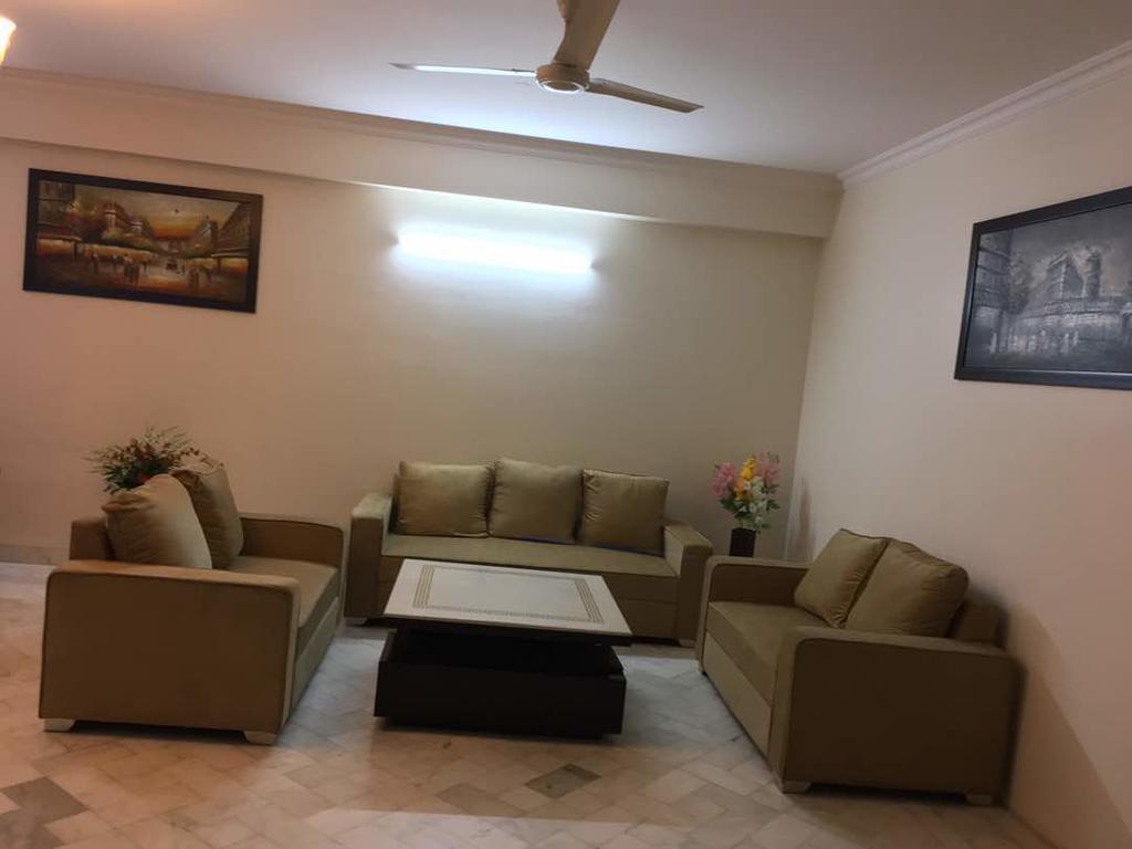 Namaste Apartments New Delhi Luaran gambar